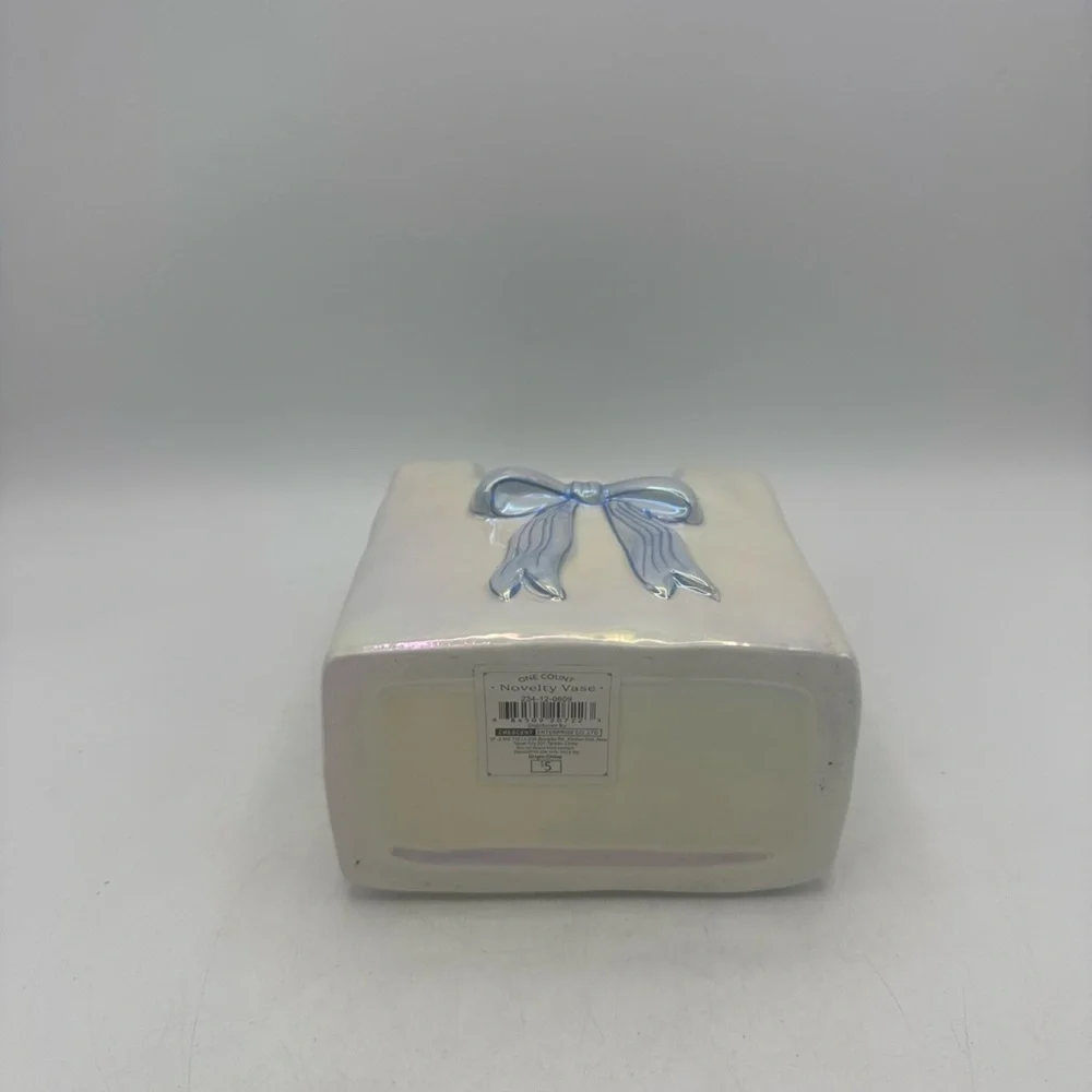 Target Bullseye’s Spring Iridescent Purse Vase With Blue Bow 6.5"H NEW 2025 - Picture 4 of 8